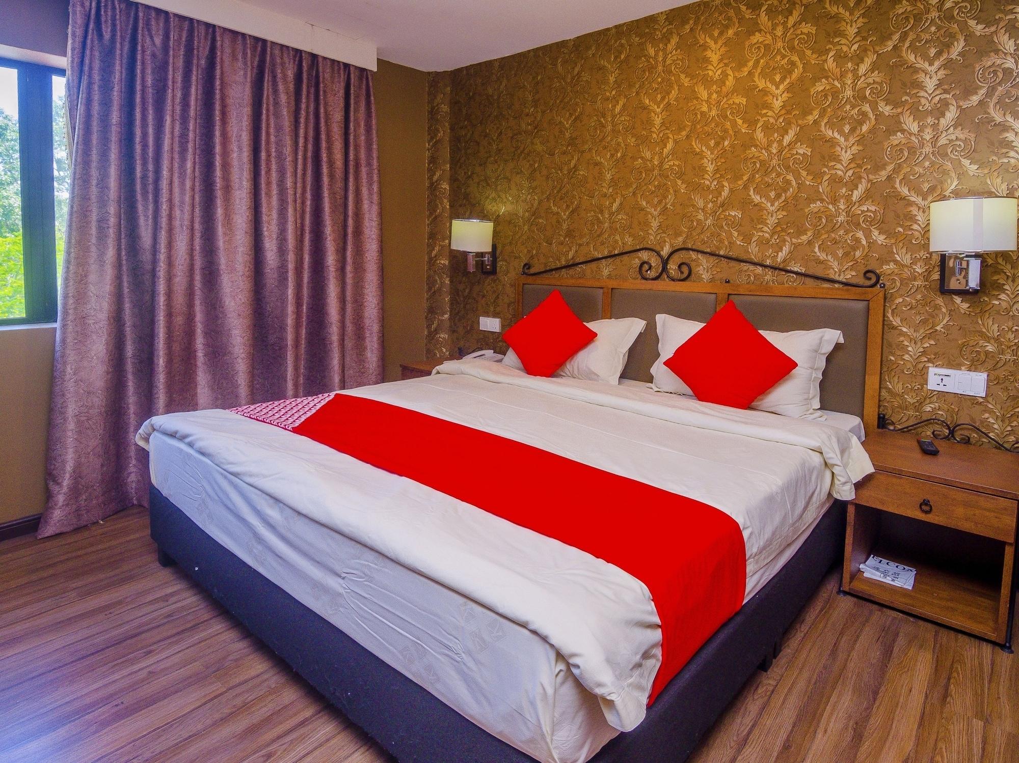K Garden Hotel Sungai Petani Esterno foto