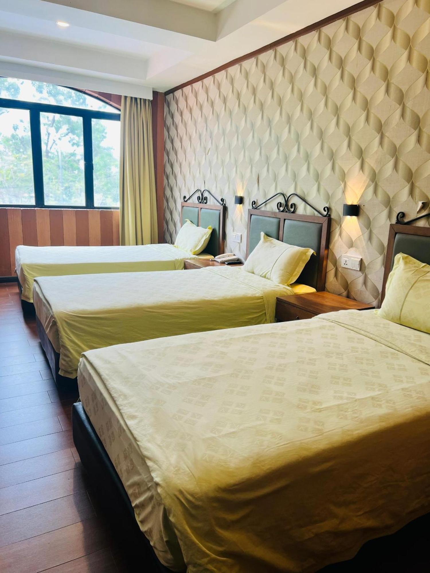 K Garden Hotel Sungai Petani Esterno foto