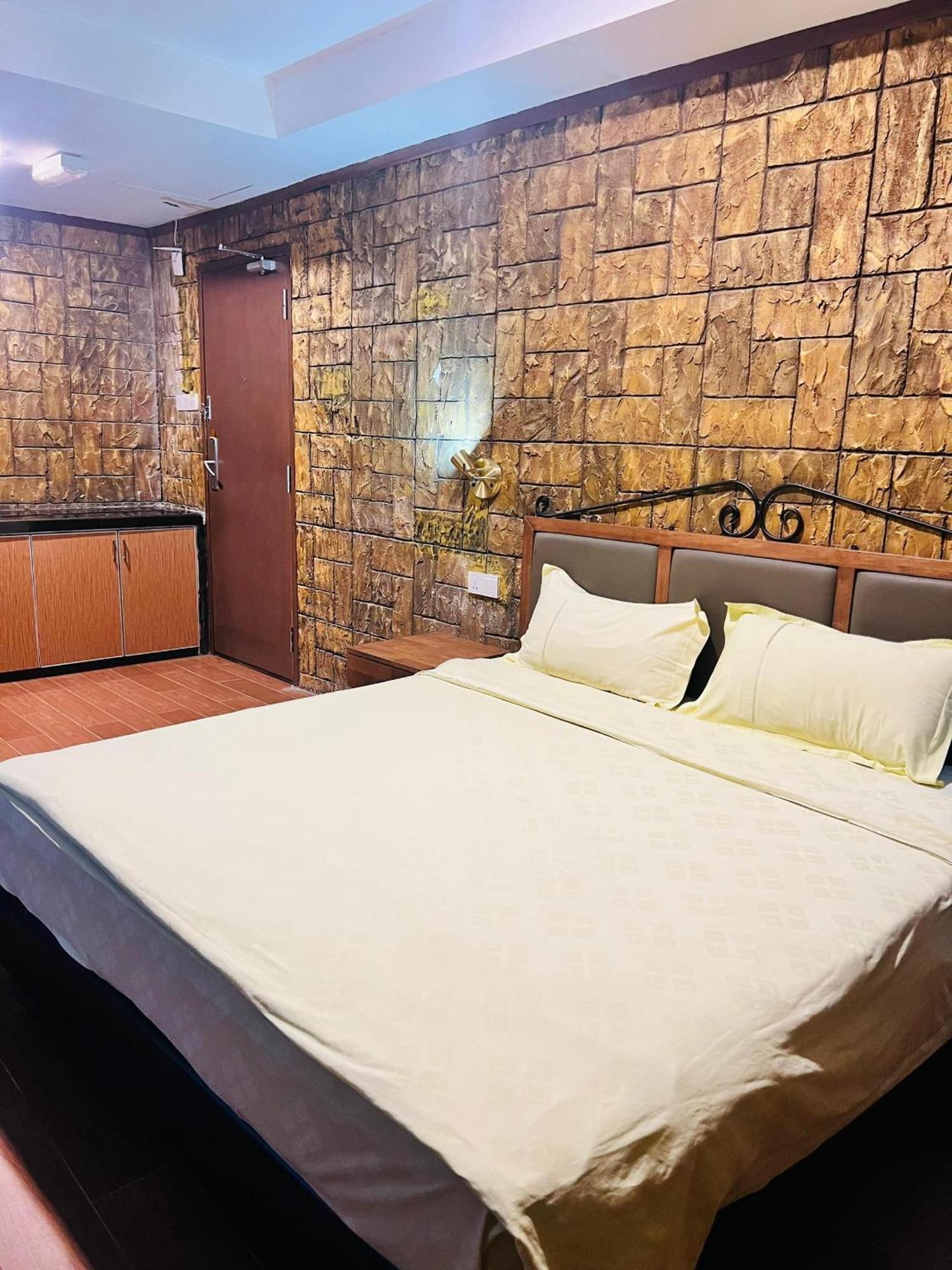 K Garden Hotel Sungai Petani Esterno foto