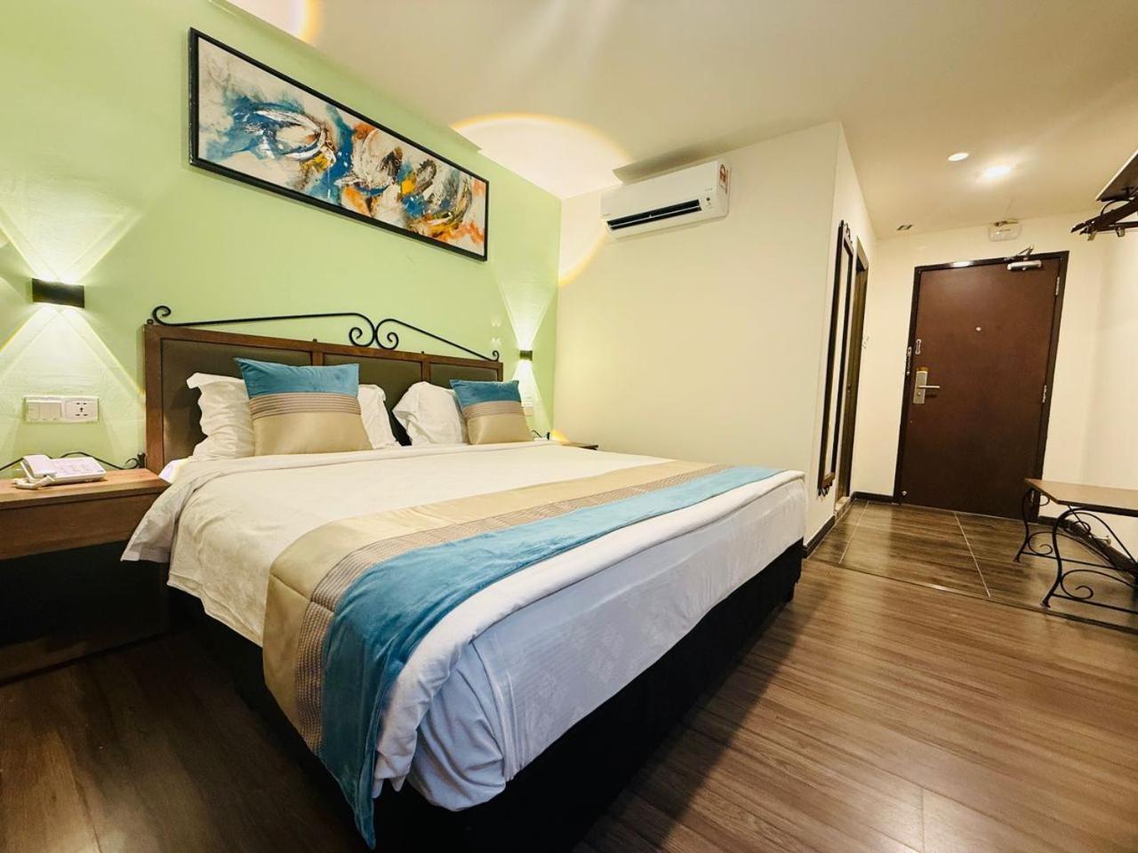 K Garden Hotel Sungai Petani Esterno foto